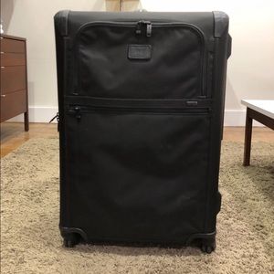 Tumi Medium Trip Expandable Suitecase